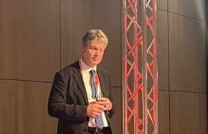 EACTS 2023: Registry study finds “significantly increased” all-cause mortality among older patients selected for TAVI versus SAVR